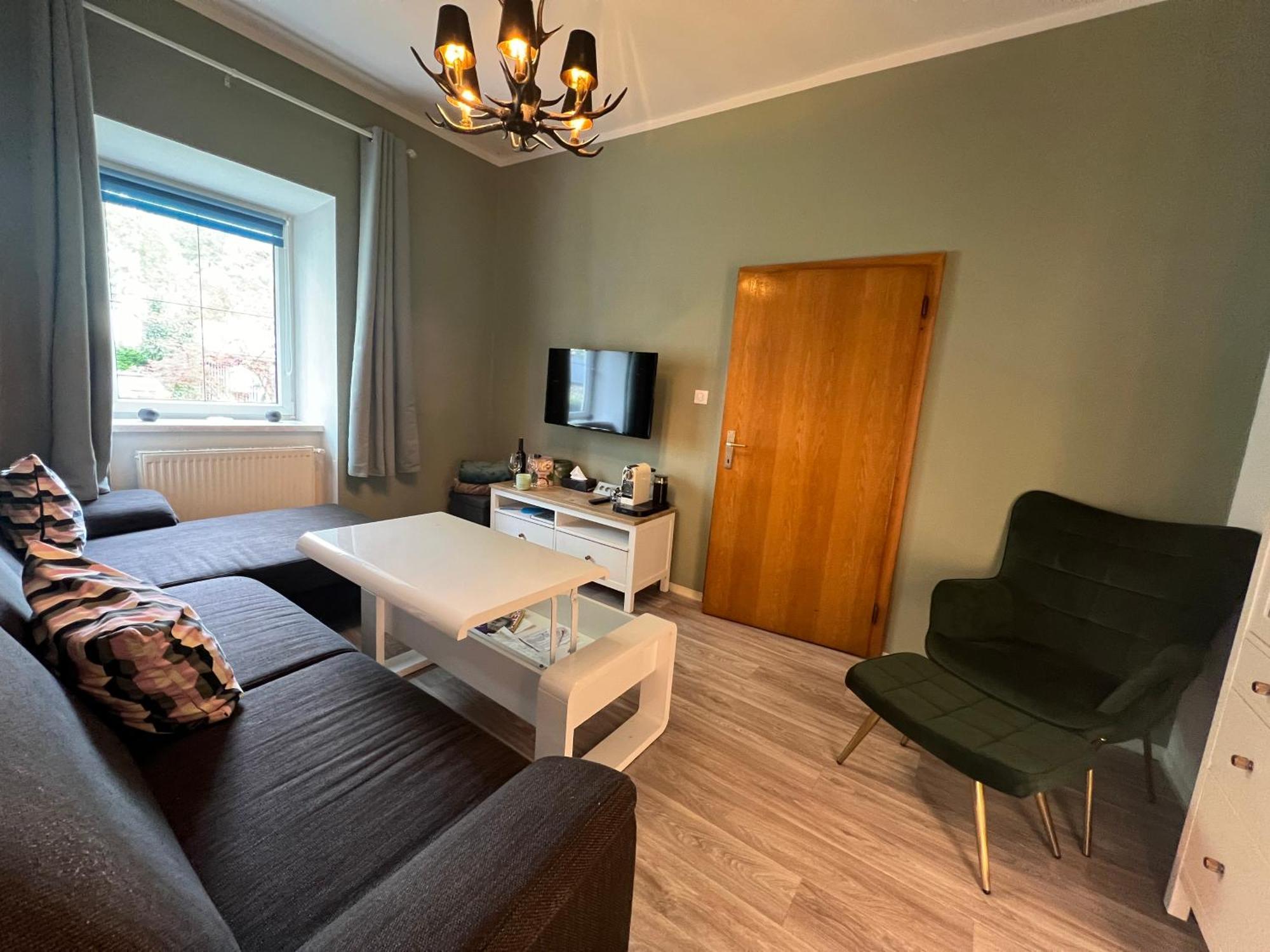 Ausseerland Apartments - Relax, Ski, Hike And Bike, Garden, Parking, Bbq, Near Hallstatt, Loser, Tauplitz And Krippenstein, Free Wi-Fi And Netflix 巴特奥塞 外观 照片